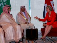 هل ينهي لقاء الأمير محمد - تيريزا ماي الحرب في سوريا؟