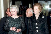 يوم أبكت ثاتشر الملكة اليزابيث