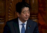 رئيس الوزراء الياباني يرحب باللقاء المرتقب بين ترمب وكيم جونغ اون