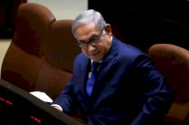 حكومة نتانياهو تنجو من السقوط