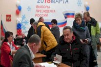 7 مرشحين ينافسون بوتين اليوم... من هم؟