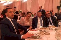 السياسي المغربي عبد اللطيف وهبي يحتفل بزفاف كريمته