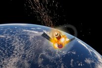 الصين تستبعد اصطدام قطع كبيرة من «محطة الفضاء» بالأرض