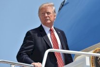 وثائق: صديق لترمب كان يتواصل مع الاستخبارات الروسية