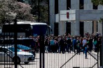 وصول أول طائرة تقلّ دبلوماسيين روسًا طردوا من أميركا