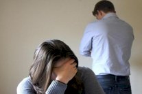 العراق: القاصرات وشبكات التواصل ترفع حالات الطلاق