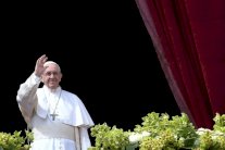 البابا يدعو إلى إنهاء