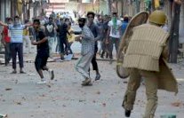 صدامات مع قوى الأمن في كشمير الهندية تسفر عن سبعة قتلى