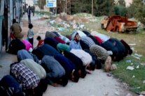 أهالي دوما لا يبنون آمالًا على الضربات الغربية