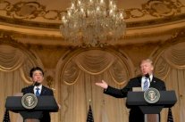 ترمب يشعر بالثقة لكنه حازم قبل لقائه كيم جونغ اون