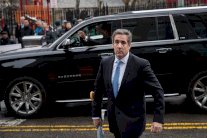 حرب ترمب ومولر تعطّل ماكينة الدفاع الشرسة عن الرئيس