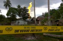 18 قتيلا في حريق بئر نفطية غير قانونية في أندونيسيا