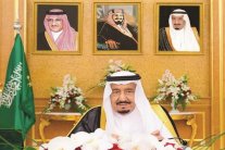 الملك سلمان يتكفل بتأشيرات الدخول للمعتمرين والحجاج