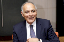 مزوار : على المراكشي الرفع من مستوى المنافسة بدل توجيه الاتهامات