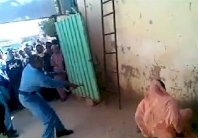 الشرطة السودانية تجلد امرأة تزوجت دون موافقة والدها!