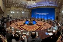 وفد المعارضة السورية يصل أستانة لإجراء محادثات