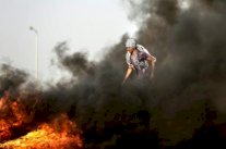 وفاة 3 فلسطينيين جرحوا برصاص الجيش الإسرائيلي في مواجهات بغزة