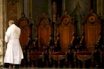 فضيحة جنسية تعصف مجددًا بالكنيسة التشيلية