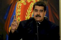 الرئيس الفنزويلي يعلن طرد القائم بالاعمال الاميركي