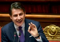 حكومة كونتي تنال الثقة وتتولى رسميا مهامها