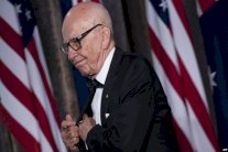 بريطانيا تشترط على مردوخ بيع 