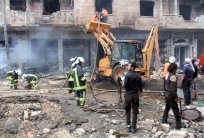 مقتل عشرة مدنيين في غارات على قرية في شمال شرق سوريا