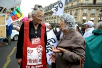 فرنسا الدولة الأوروبية الأولى من حيث النفقات الاجتماعية