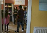 المجر تقر سلسلة قوانين تجرم المنظمات التي تساعد المهاجرين