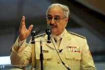 حفتر يحذر من