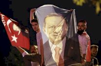 هُللّيلة قطرية.. حمساوية وإخوانية بفوز أردوغان