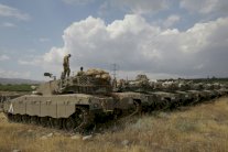 إسرائيل تطلق صاروخًا على طائرة مسيرة من سوريا