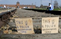 الحكومة البولندية ستعدل مشروع قانون حول محرقة اليهود نددت به اسرائيل