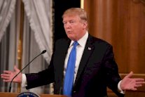 مجلس الشيوخ: روسيا حاولت مساعدة ترمب للفوز بالرئاسة