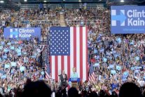 ديمقراطيو أميركا... الكارثة التي أرادوها للجمهوريين حلت بهم