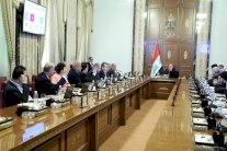 العبادي يستبعد تحقيق جميع مطالب المحتجين