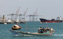 محللون: استهداف الحوثيين لناقلات النفط لن يمر دون عقاب