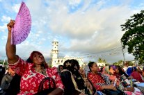 استفتاء في أجواء من التوتر الشديد في جزر القمر الاثنين