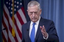 ماتيس يشير الى امكانية اجراء محادثات مع نظيره الروسي