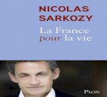 قراءة في كتاب ساركوزي الجديد: نقد ذاتي وانتقاد لـهولاند