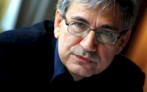 باموك: التغطية الإعلامية تلبّي ما يريده داعش: تأجيج الهستيريا والذعر