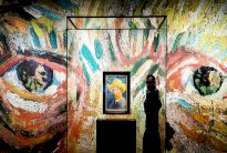 هل العلاقة بين الابداع والجنون حقيقية؟ 