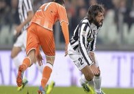 صحيفة إيطالية تشبه أندريا بيرلو بسيارات الفورمولا وان