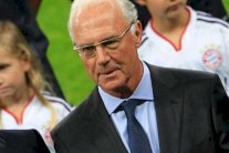 بكنباور يقول إن تقرير غارسيا حول الشفافية يجب أن ينشر