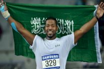 السعودي سلطان الحبشي يحتفظ بذهبية الكرة الحديد