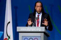 الفهد: نحترم قوانين التجنيس ولكنني مع تمثيل المواطنين لبلدانهم