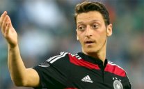 الشك يحوم حول مشاركة اوزيل ضد بولندا في تصفيات أمم أوروبا