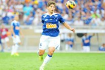 لوكاس سيلفا يشعل صراعاً بين ريال مدريد وتشلسي في يناير