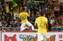 البرازيل تسحق اليابان ودياً بسوبر هاتريك لنيمار