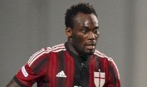 ميلان ينفي إصابة لاعبه الغاني مايكل إيسيان بمرض