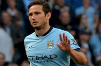 لامبارد يتسبب في فوضى فكرية في مانشستر نيويورك بسبب الإصابة 